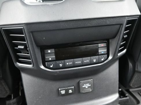 Used 2025 Toyota Sequoia Capstone AWD/4WD image 16