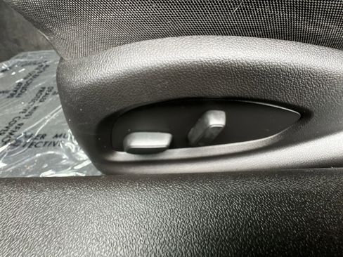 Used 2022 Chevrolet Camaro LT RWD image 22
