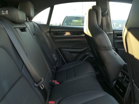 Used 2024 Porsche Macan 4 Electric image 23