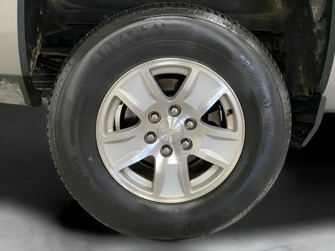 Used 2017 Chevrolet Silverado 1500 LT w/ All Star Edition RWD image 26