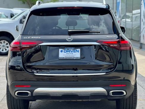 Used 2024 Mercedes-Benz GLE 450e 4MATIC image 4