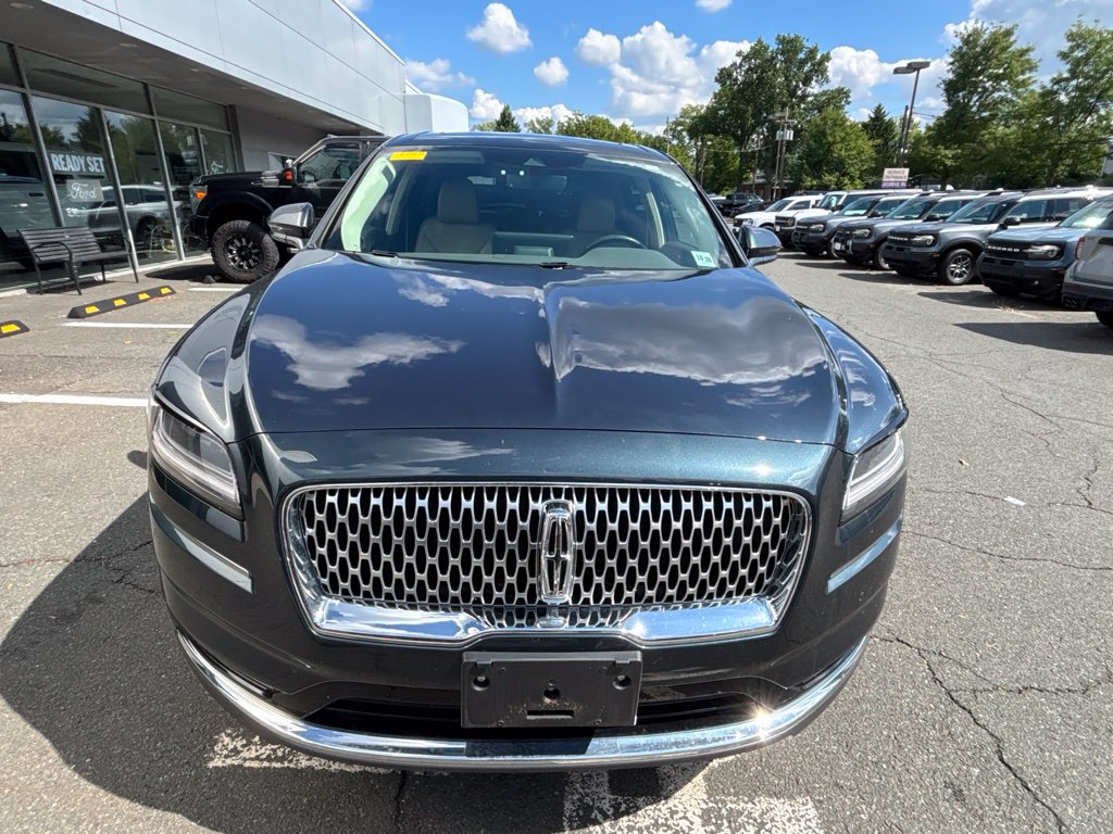 Used 2023 Lincoln Nautilus Reserve w/ Cargo Utility Package AWD/4WD image 7