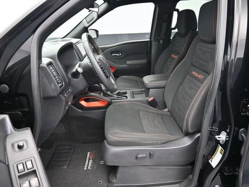 Used 2023 Nissan Frontier PRO-4X w/ Technology Package AWD/4WD image 34