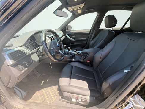 Used 2017 BMW 330i Sedan RWD image 2