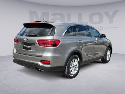 Used 2019 Kia Sorento AWD image 5