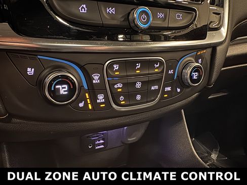 Used 2021 Chevrolet Traverse Premier w/ Redline Edition image 8