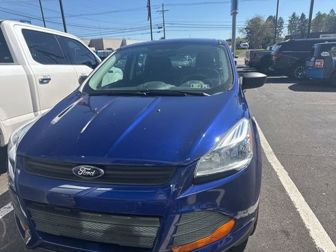 Used 2014 Ford Escape S FWD image 2