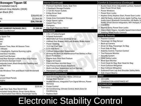Used 2021 Volkswagen Tiguan SE w/ Panoramic Sunroof Package image 16
