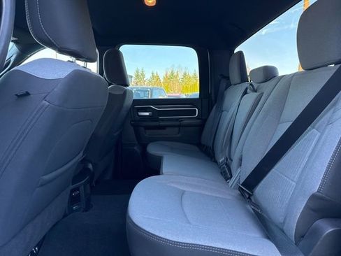 Used 2024 RAM 2500 Big Horn image 21