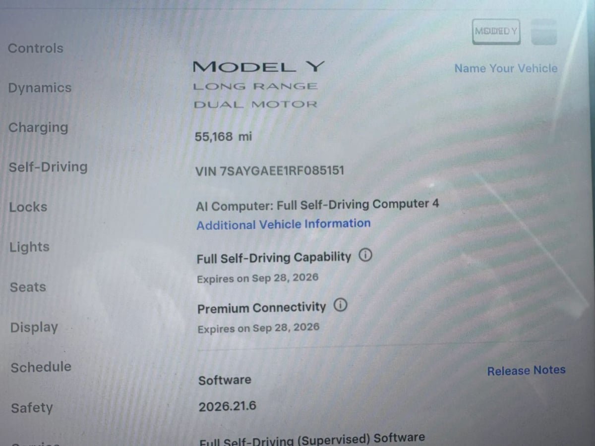 Used 2024 Tesla Model Y Long Range AWD/4WD image 4
