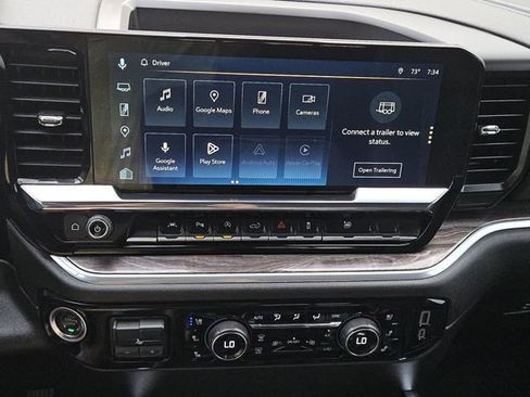 Used 2025 Chevrolet Silverado 1500 LTZ w/ LTZ Convenience Package II AWD/4WD image 17