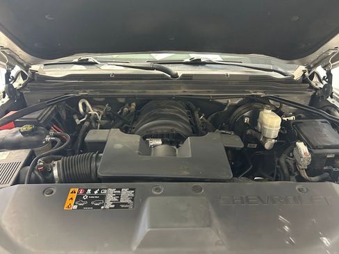 Used 2019 Chevrolet Tahoe LT image 34