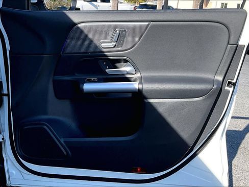 Used 2023 Mercedes-Benz GLA 250 image 22