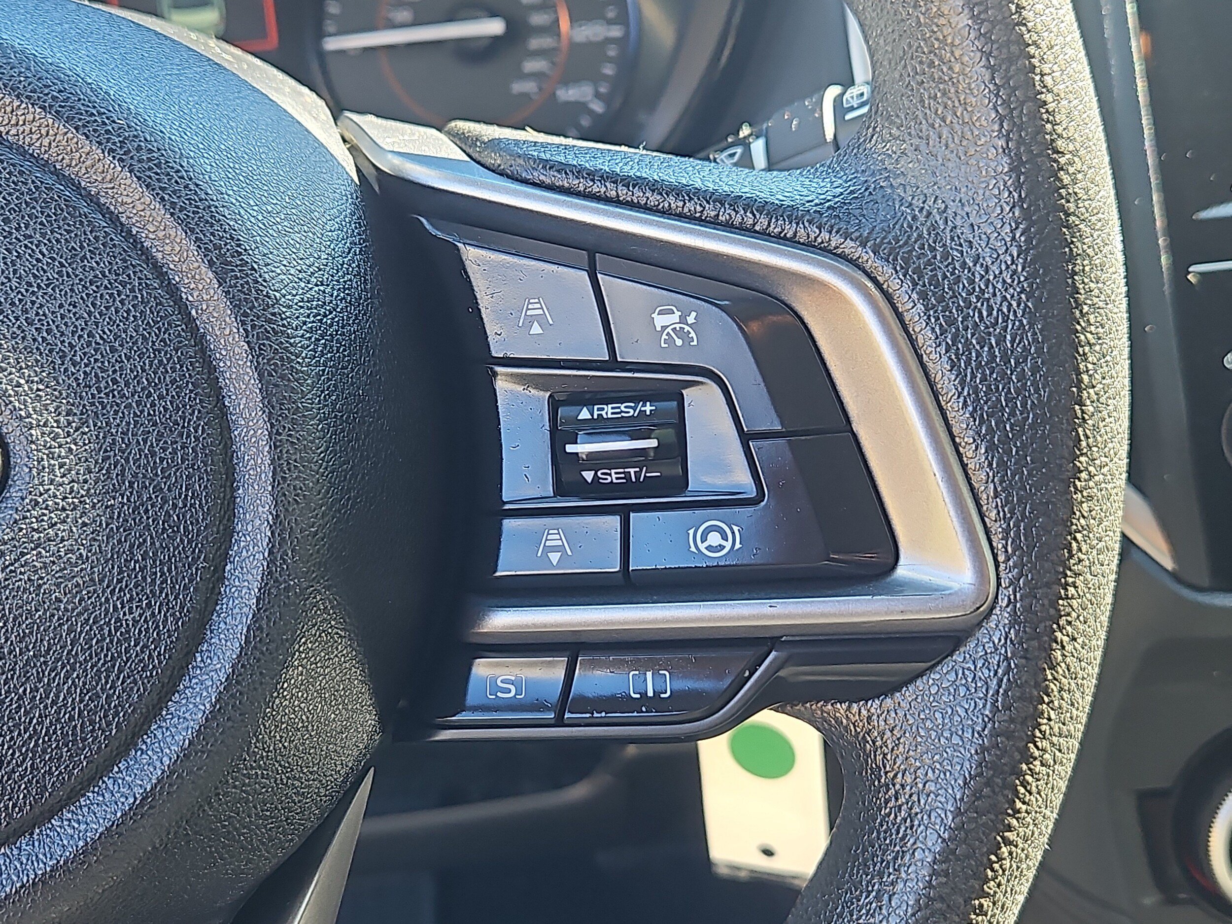 Used 2021 Subaru Crosstrek 2.0i AWD/4WD image 12