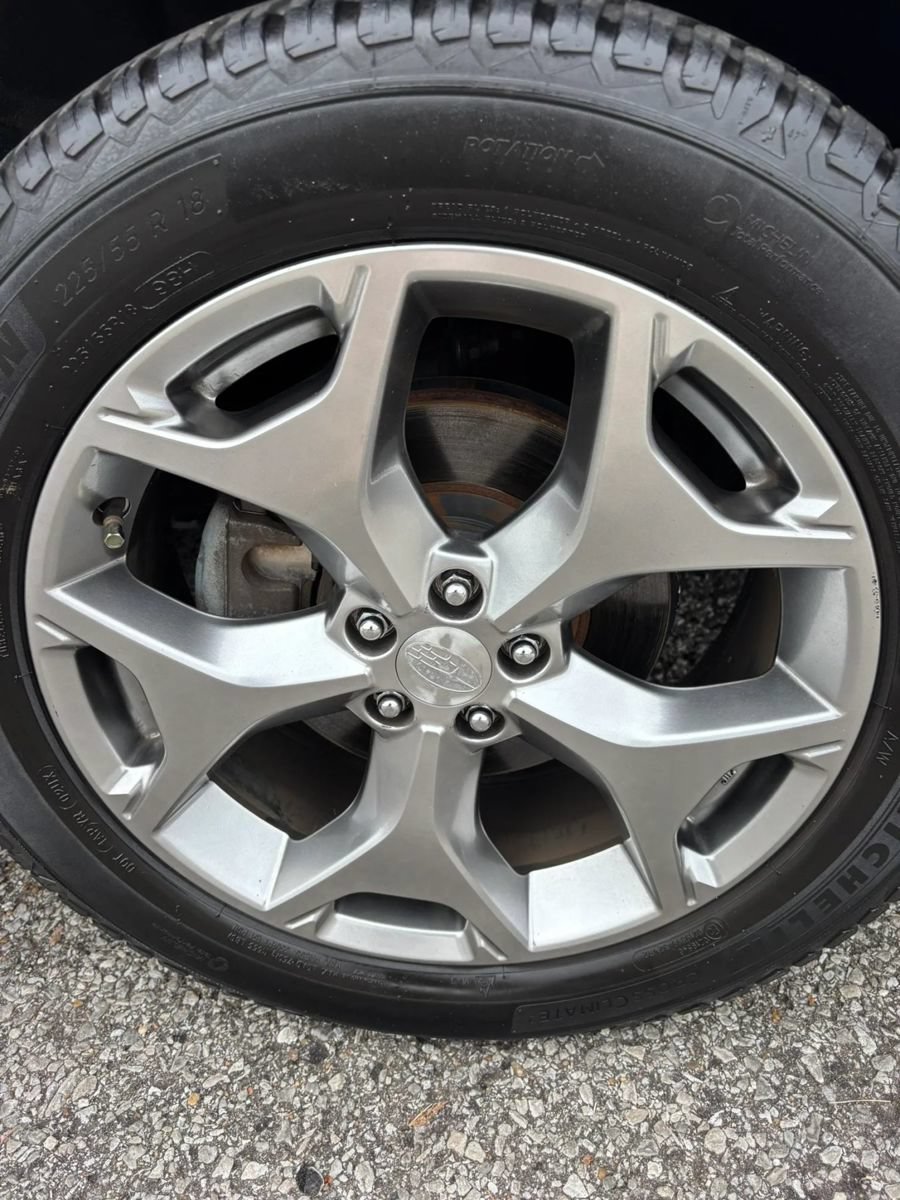 Used 2015 Subaru Forester 2.5i Touring w/ Eyesight & Navigation System AWD/4WD image 28