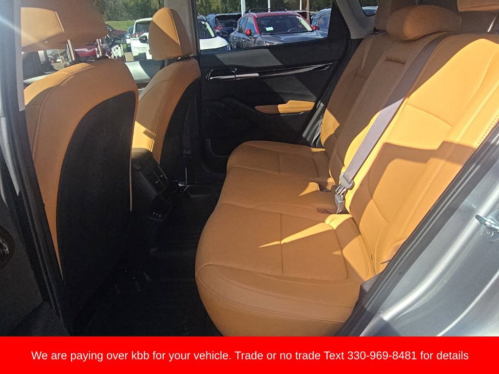 Used 2024 Kia Seltos EX AWD/4WD image 34