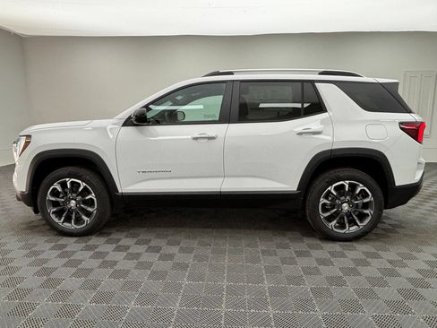 New 2027 GMC Terrain Elevation w/ Elevation Premium Package FWD image 12