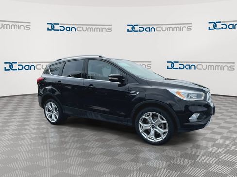 Used 2019 Ford Escape Titanium AWD/4WD image 2