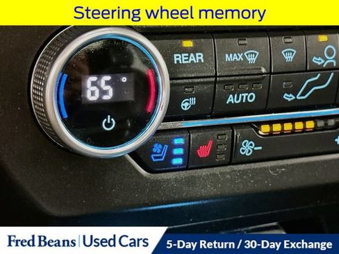 Used 2018 Ford Expedition Limited w/ Equipment Group 302A AWD/4WD image 27