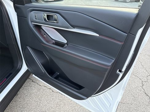 Used 2026 Ford Explorer ST w/ Sun And Sound Package image 29