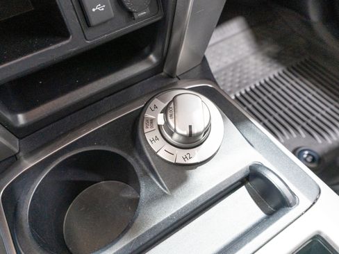 Used 2022 Toyota 4Runner SR5 image 21