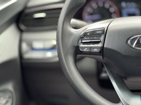 Used 2019 Hyundai Veloster 2.0 image 29