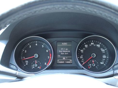 Used 2017 Volkswagen Passat 1.8T R-Line FWD image 14