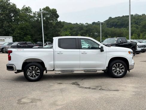 Certified 2024 Chevrolet Silverado 1500 LT AWD/4WD image 6