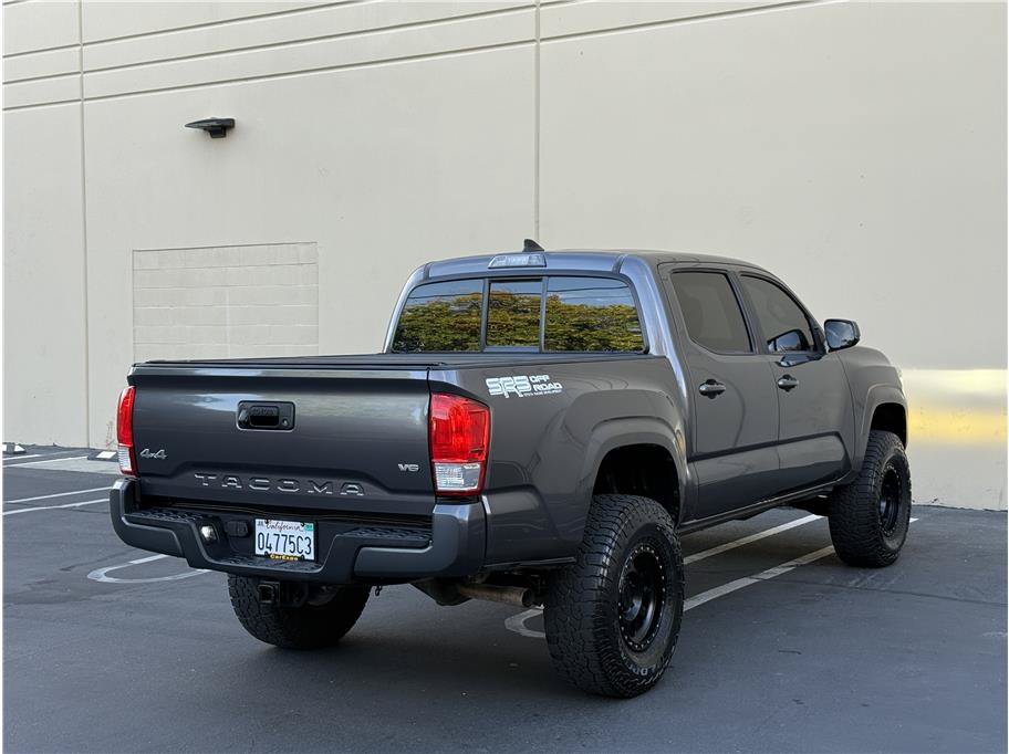 Used 2017 Toyota Tacoma SR w/ Tow Package AWD/4WD image 7