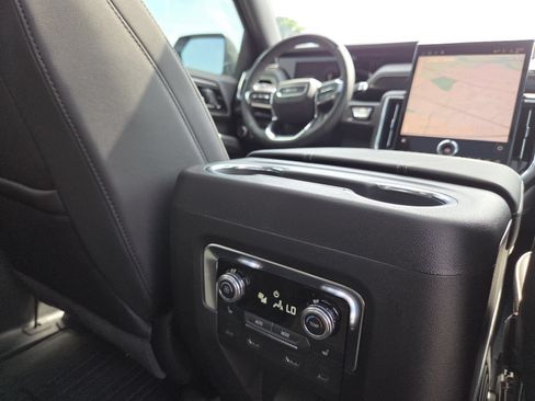 New 2026 GMC Yukon Elevation w/ Elevation Premium Package AWD/4WD image 27