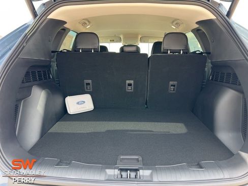 New 2025 Ford Escape SE image 6