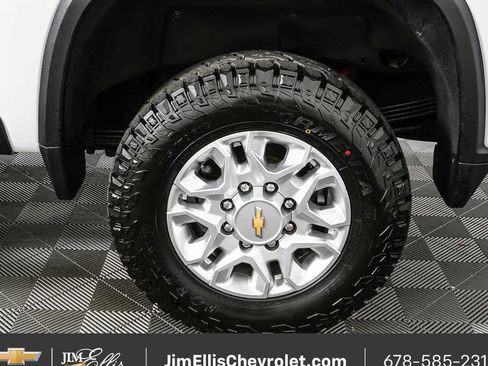 Certified 2024 Chevrolet Silverado 2500 LT AWD/4WD image 32