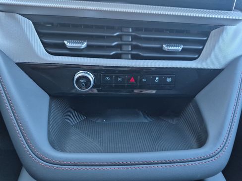 New 2026 Ford Explorer Active image 32