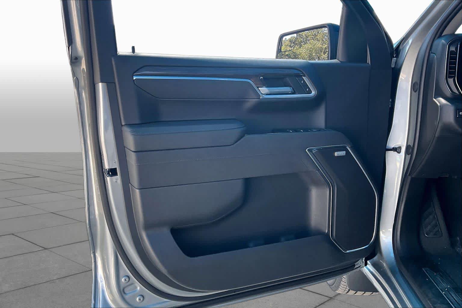 New 2026 Chevrolet Silverado 1500 RST w/ All Star Edition Plus RWD image 10