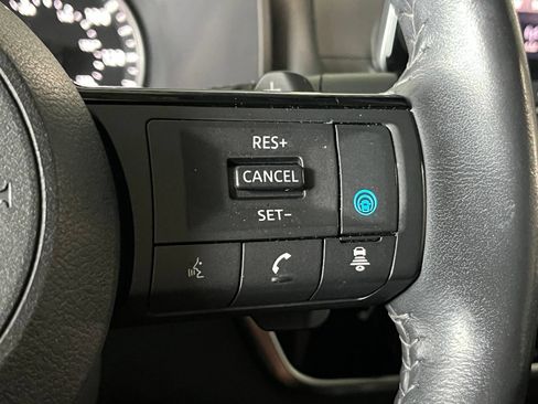 Used 2023 Nissan Rogue SL AWD/4WD image 28