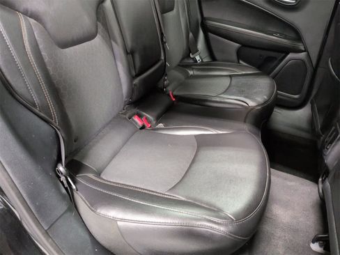 Certified 2019 Jeep Compass Latitude w/ Popular Equipment Group image 22