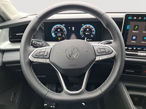 New 2025 Volkswagen Tiguan SE AWD/4WD image 20