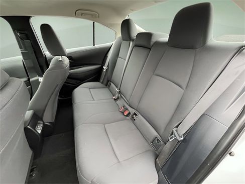 Used 2024 Toyota Corolla LE image 29