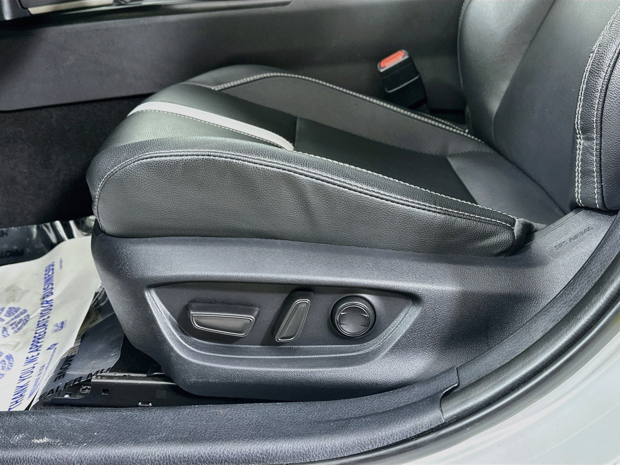 Used 2025 Toyota Camry SE FWD image 18