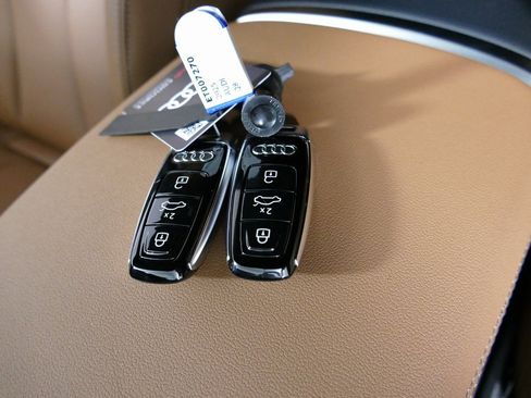 New 2026 Audi Q8 Premium Plus image 13