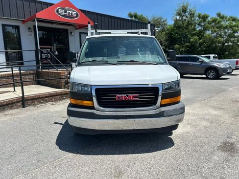 Used 2019 GMC Savana 2500 w/ Driver Convenience Package image 4