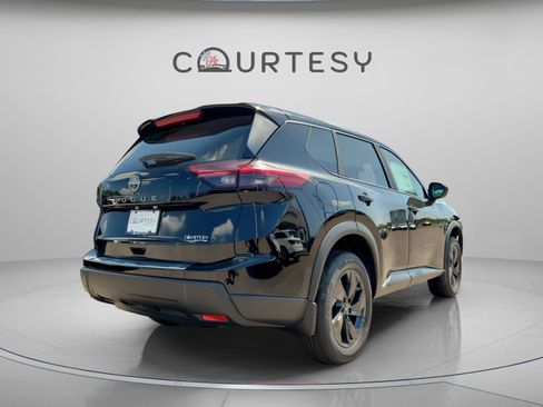 New 2026 Nissan Rogue SV w/ Cold Weather Package image 5