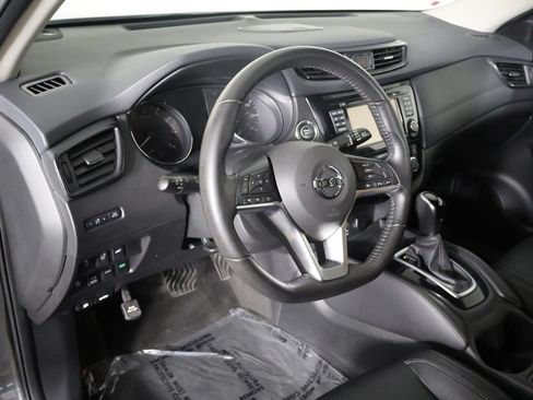 Used 2017 Nissan Rogue SL AWD/4WD image 26