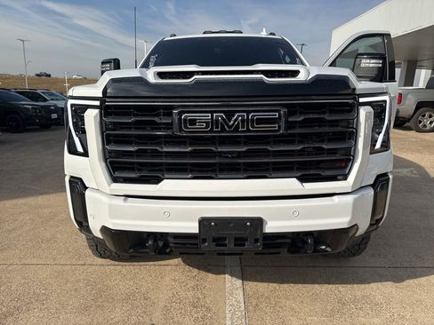 Used 2024 GMC Sierra 2500 AT4 w/ AT4 Premium Plus Package image 10