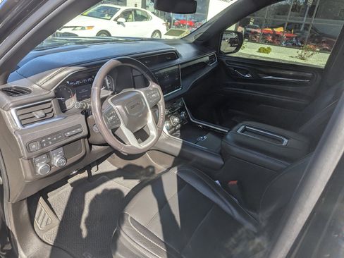 Used 2021 GMC Yukon XL Denali image 14