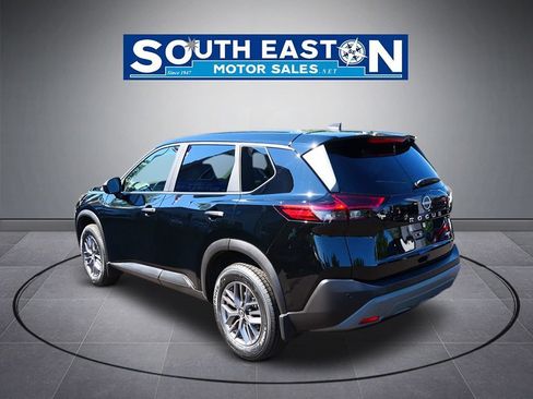 Used 2023 Nissan Rogue S AWD/4WD image 5