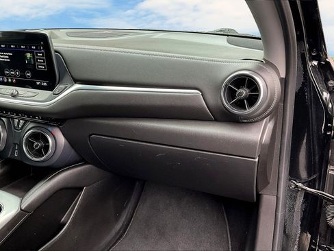 Used 2023 Chevrolet Blazer LT image 18