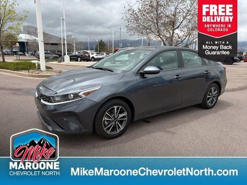 Used 2022 Kia Forte LXS FWD image 3