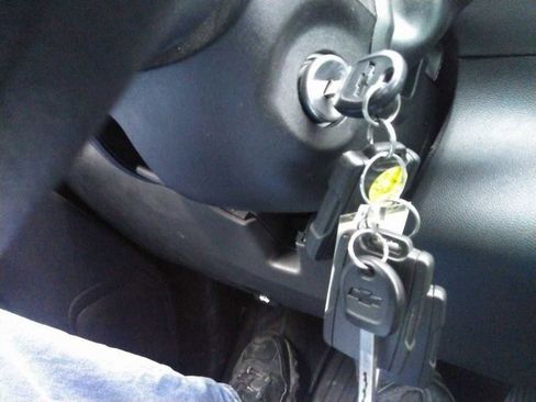 Used 2022 Chevrolet Silverado 1500 Custom image 9