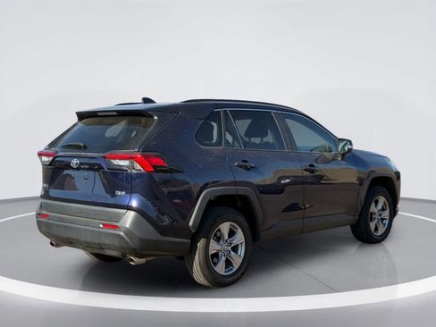 Used 2025 Toyota RAV4 XLE FWD image 5